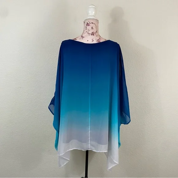 Lane Bryant sz:26/28 Ombré Blues to White Poncho Blouse Relaxed Fit Top - Picture 5 of 11